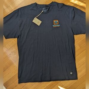 NWT Disney Vans Mash Up Walt Disney World Mickey Navy Blue T-shirt. Size XXL